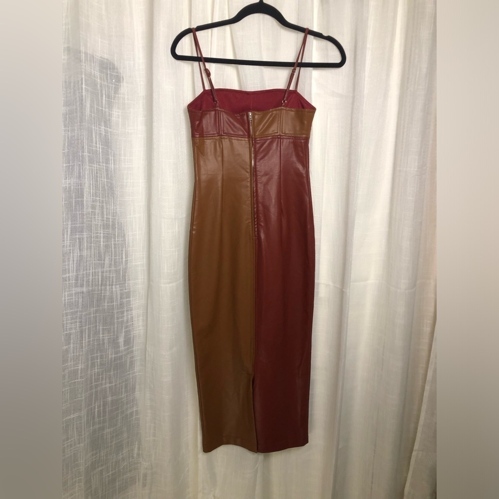 Crescent Brown and Burgundy Midi Dress - Picture 14 of 14